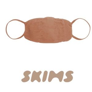 SKIMS Face Mask